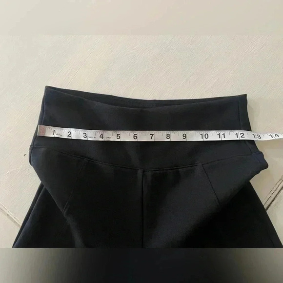Assets by Spanx Women’s Ponte Shaping Leggings Black SZ M - Picture 6 of 9